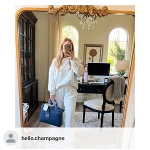 Oversize sweatshirt- size XXS